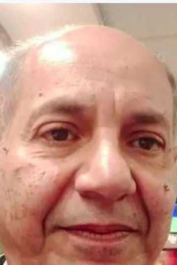 Maged Nabih backdrop