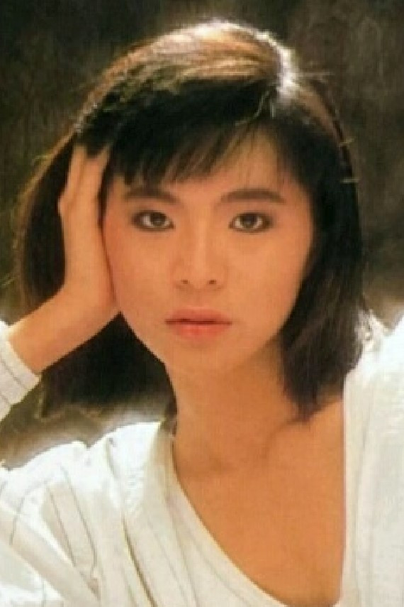 Jazreel Low backdrop