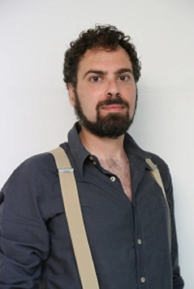 Roberto Moliterni backdrop