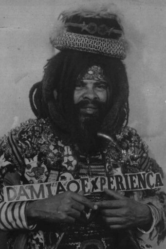 Damião Experiência backdrop