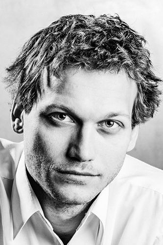 Kostiantyn Temliak backdrop