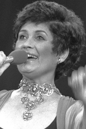 Yafa Yarkoni backdrop