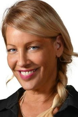 Dana Dvorin backdrop