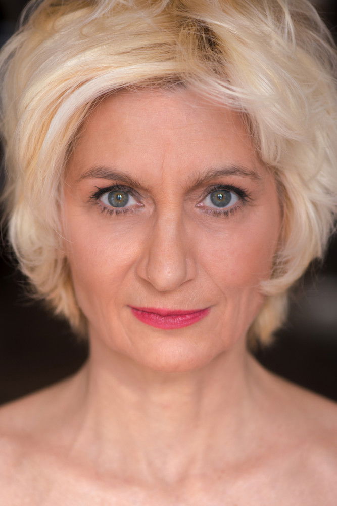 Anjo B. Arson backdrop