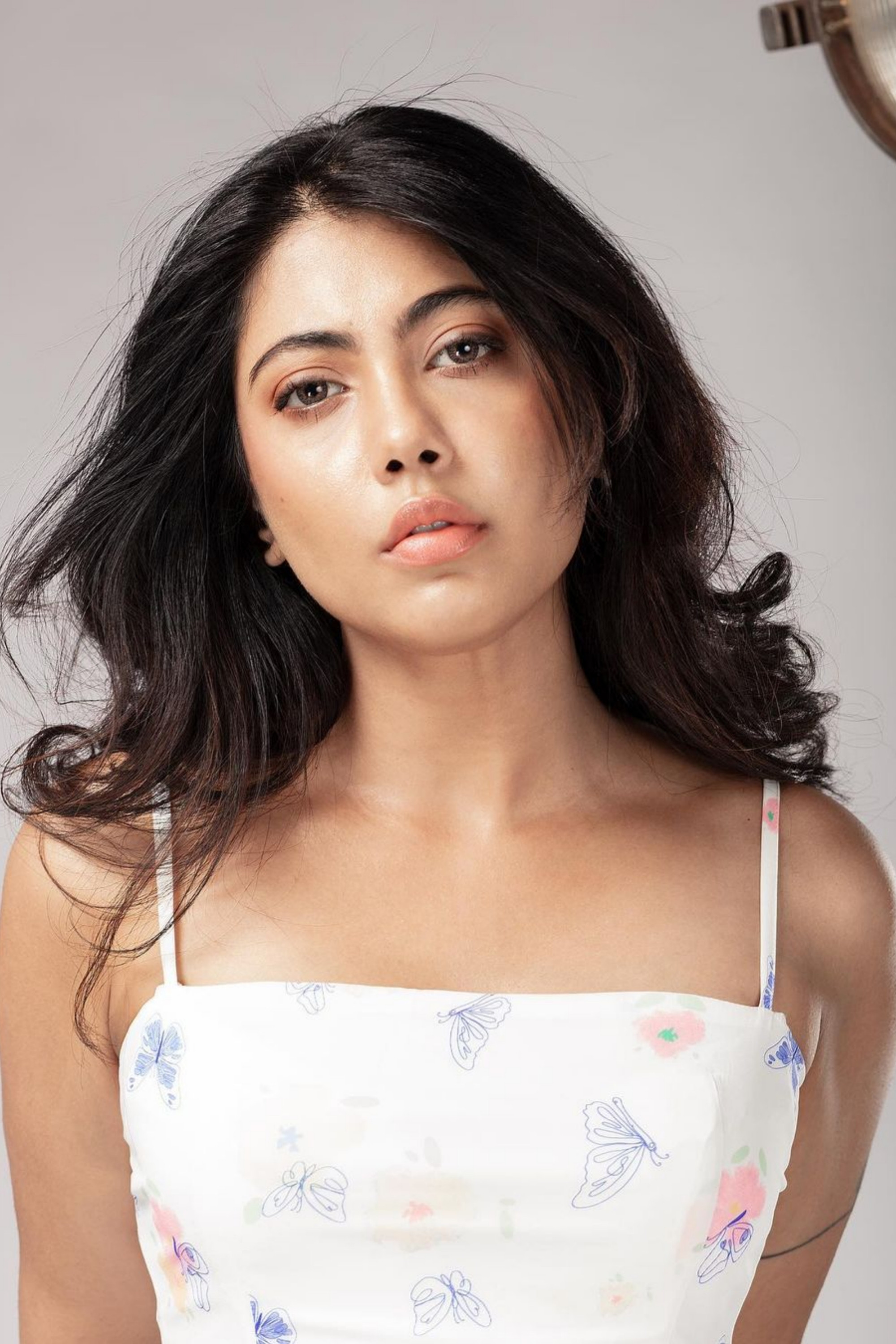 Nayana Elza backdrop