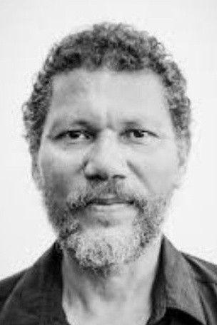 Kenneth Herdigein backdrop