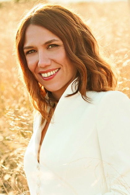 Melina Tsabani backdrop