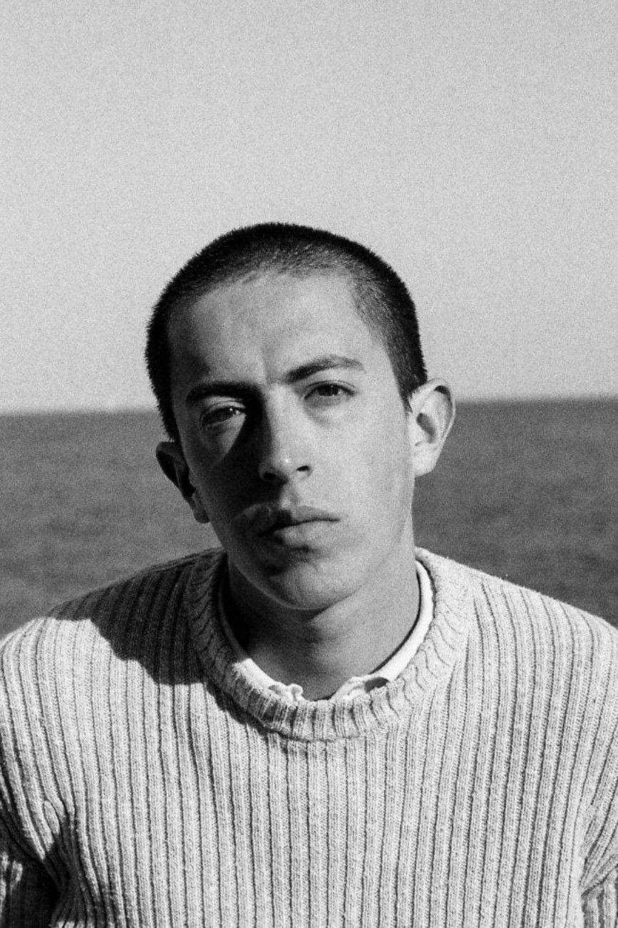 Mario Alejandro Arias backdrop