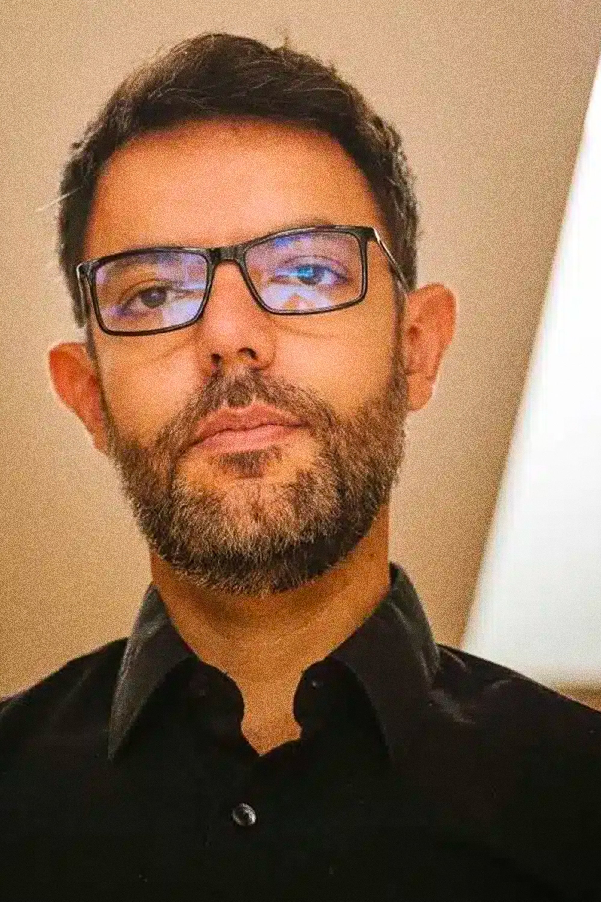 Jonah Malak backdrop