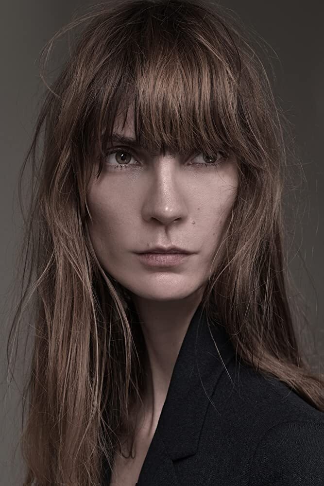 Laura Sampson Hemingway backdrop