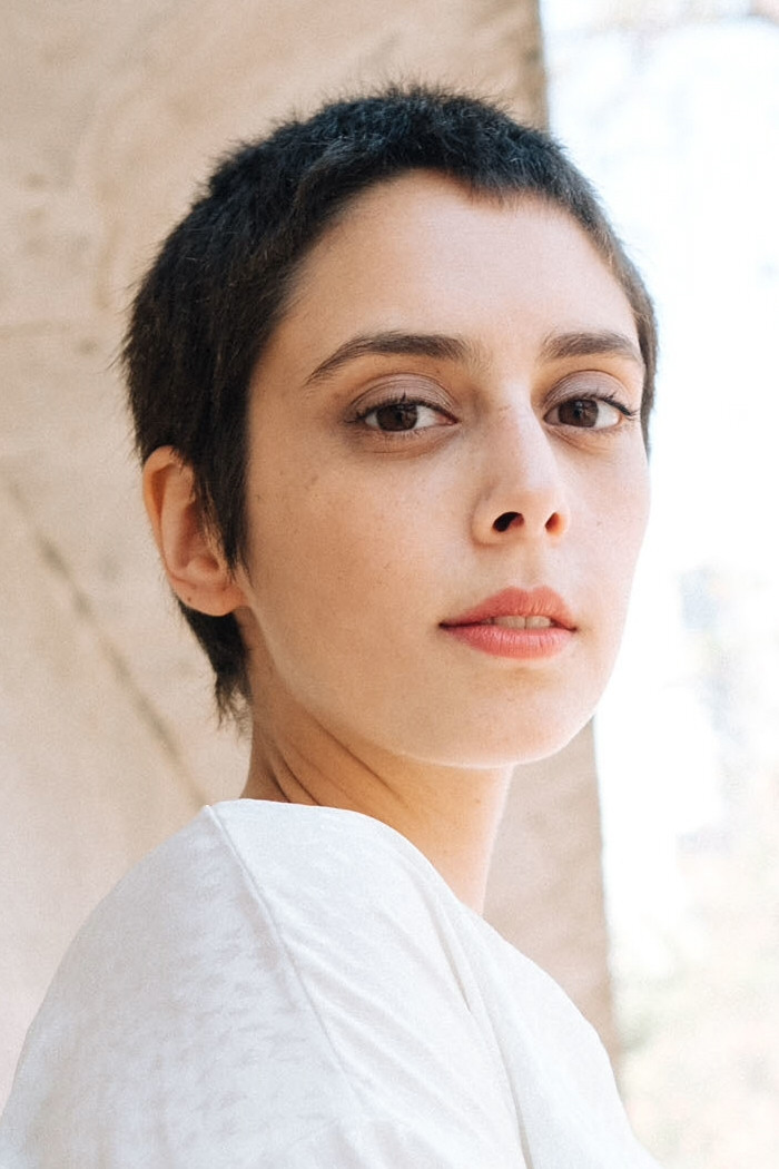 Antara Krögh backdrop