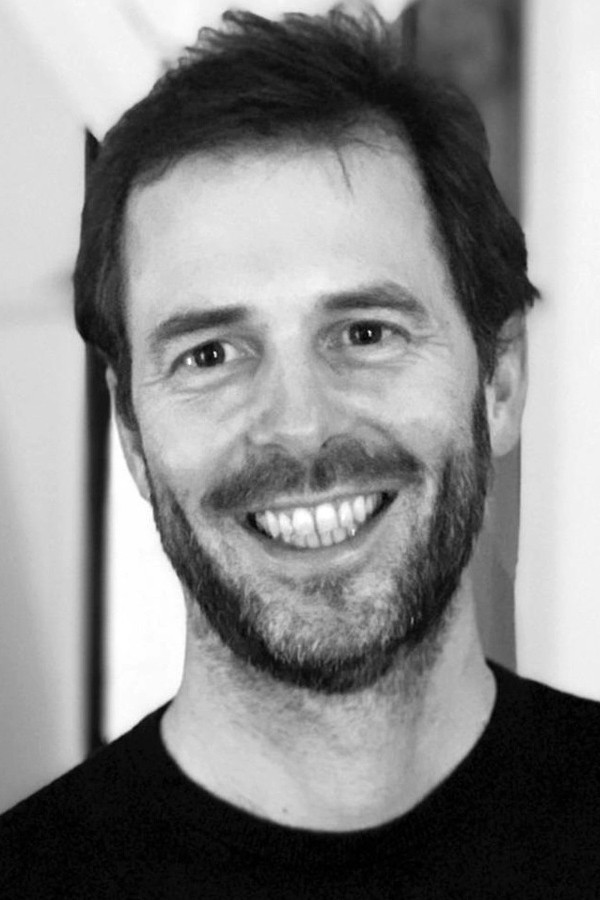 Nicolas Sanfaute backdrop