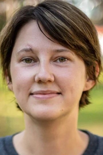 Olga Nikulina backdrop