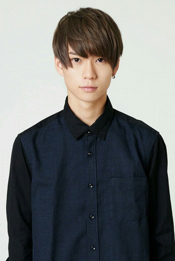 Tsubasa Kizu backdrop