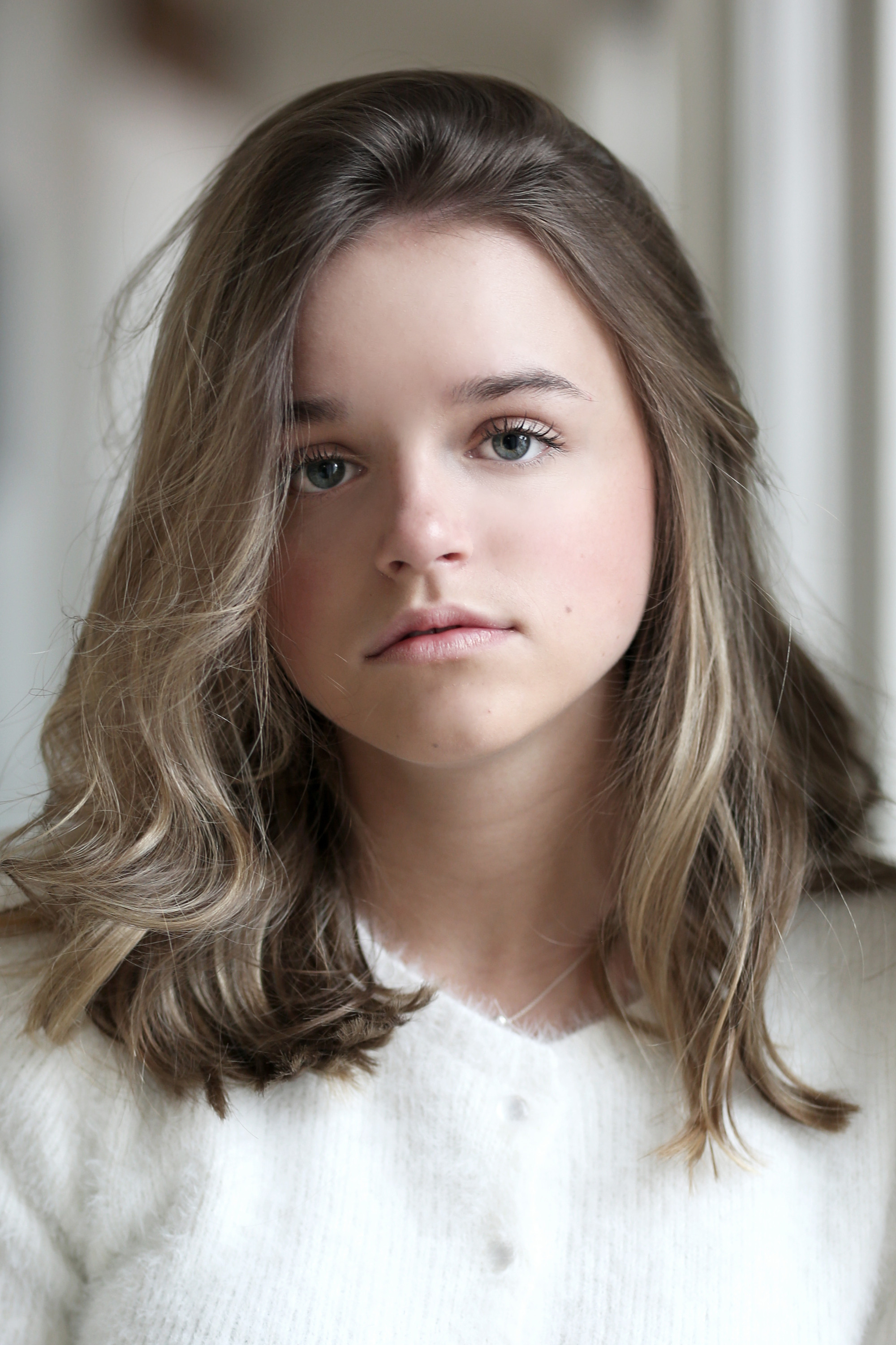 Rose Choinière backdrop