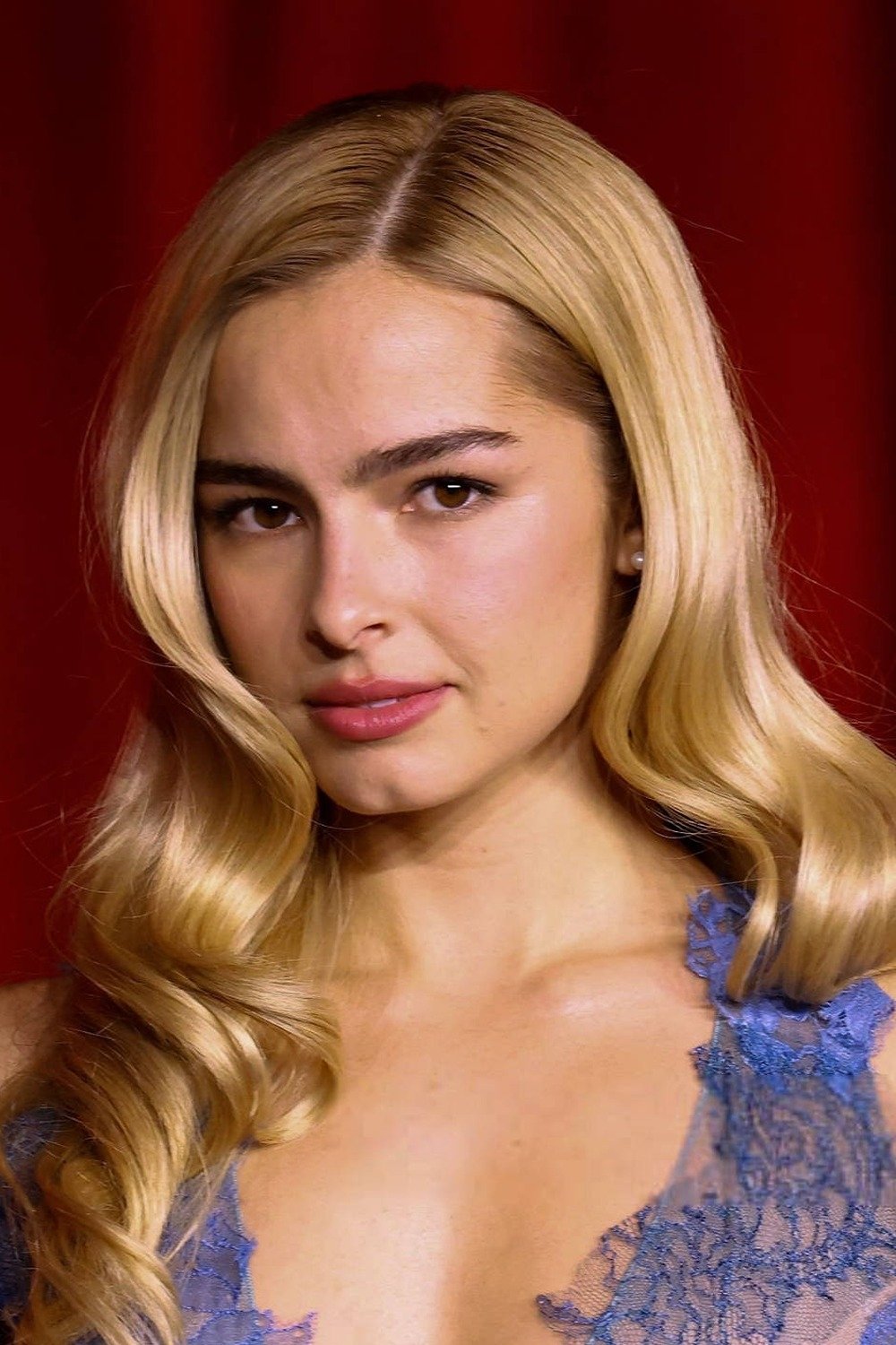 Addison Rae backdrop