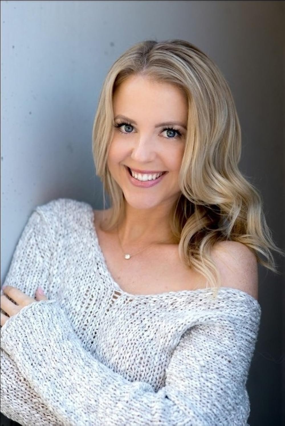 Chelan Simmons backdrop