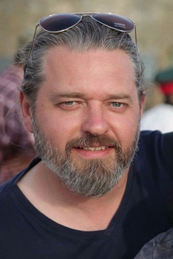 Andrii Polikashkin backdrop