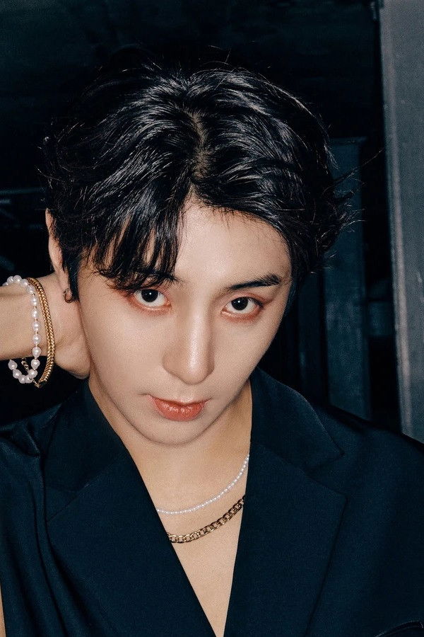 Choi Sung-yun backdrop