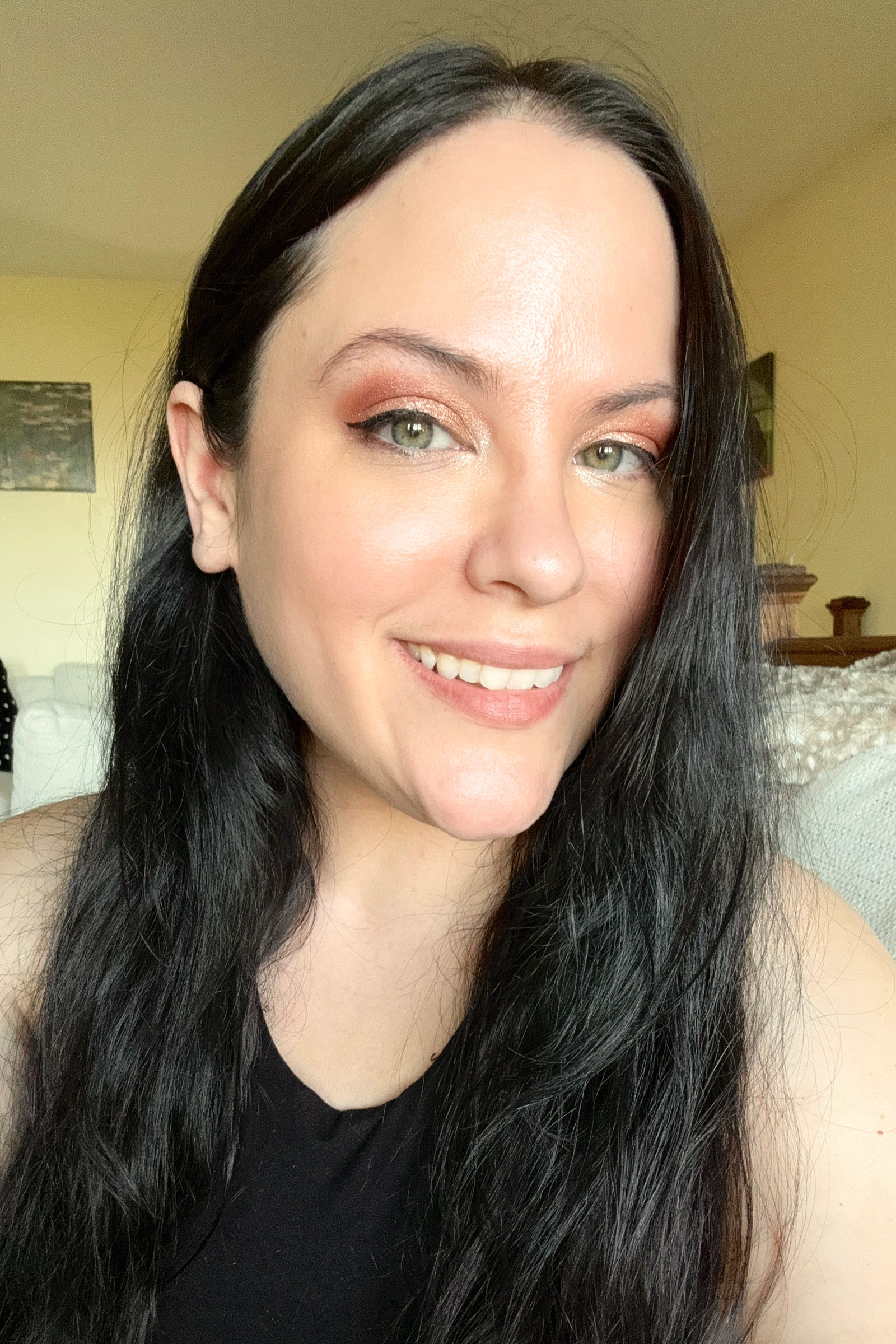 Melissa Medína backdrop