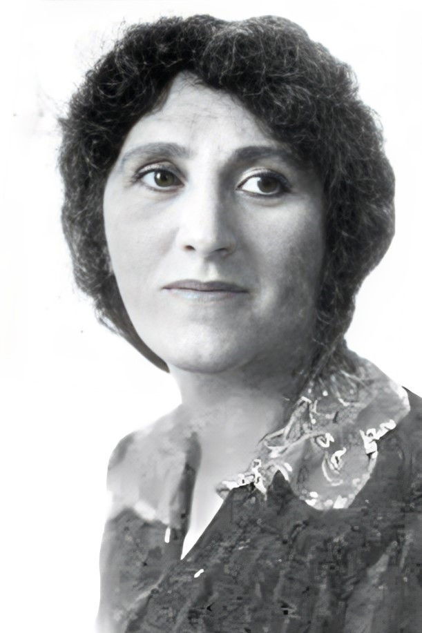 Florence Natol backdrop