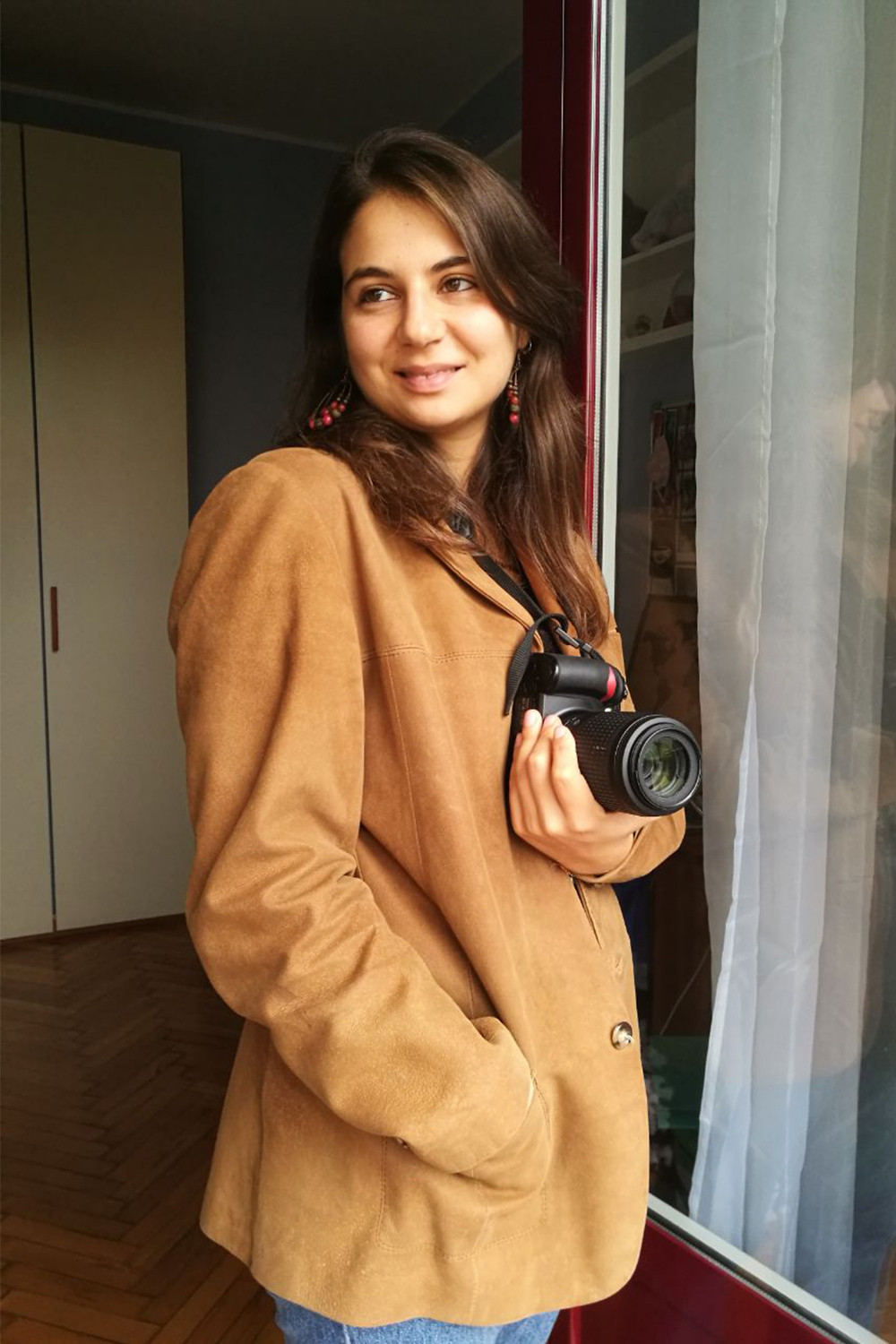 Irene Cotroneo backdrop