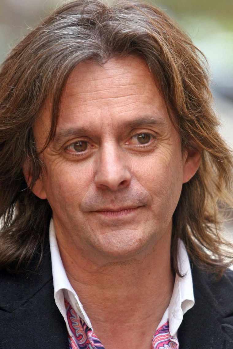 Nilda Fernández backdrop