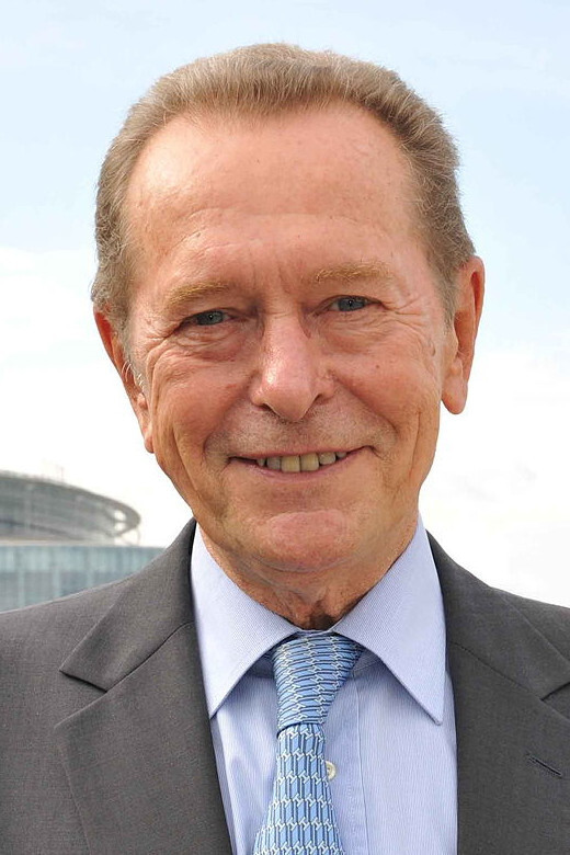 Dominique Baudis backdrop