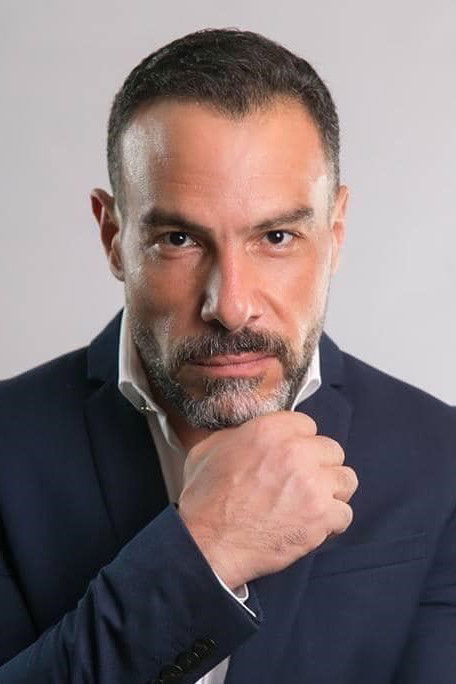 Mohamed Khamis backdrop