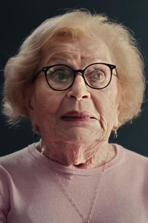 Julia Wallach backdrop