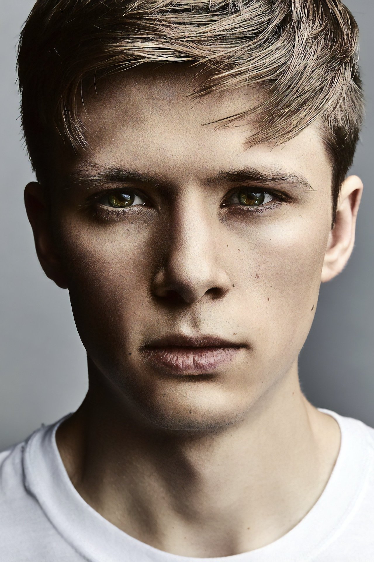 Grant Anstine backdrop