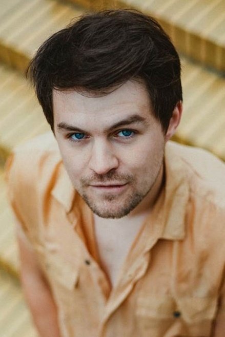 Lion Leuker backdrop