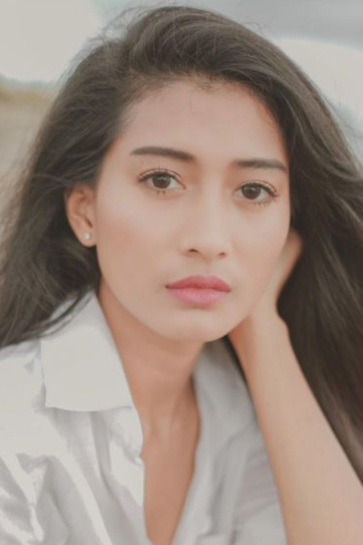 Fitrie Rachmadhina backdrop