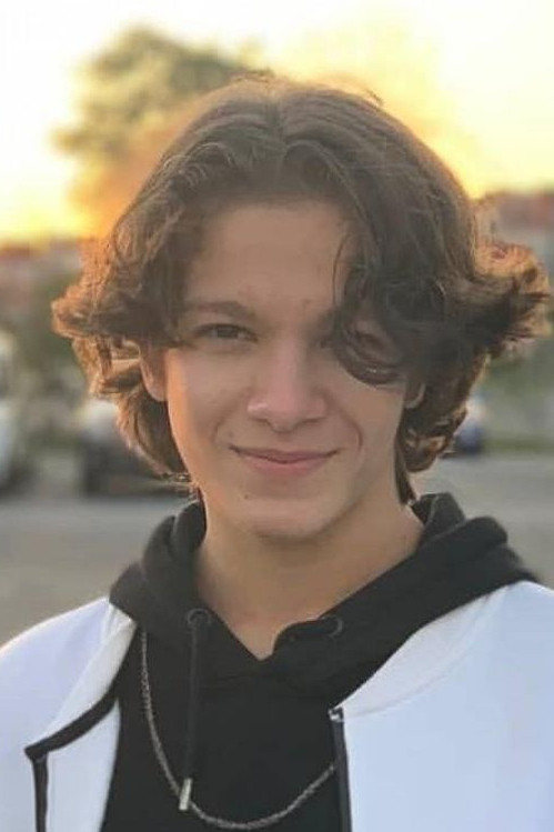 Doğan Can Sarıkaya backdrop