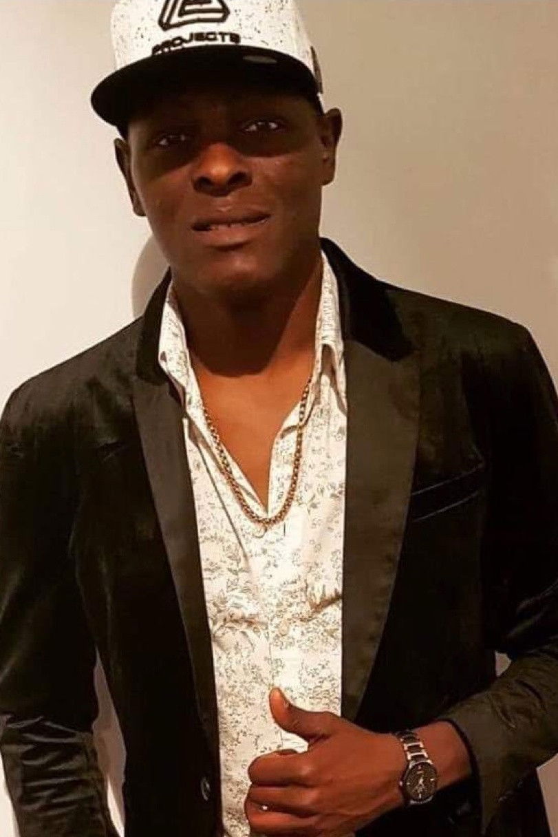 Ituka Bright Laka backdrop