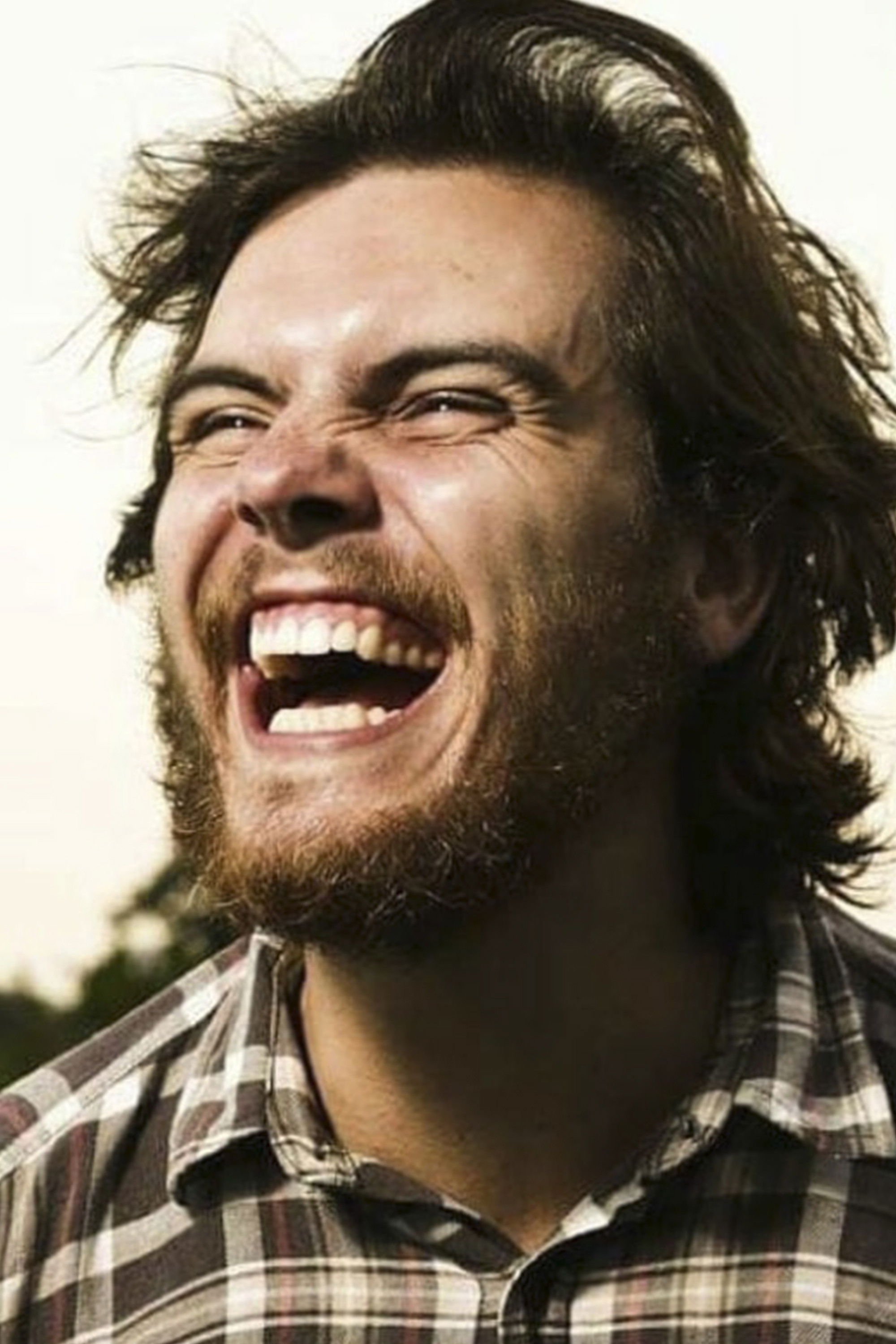 Christian Manos backdrop