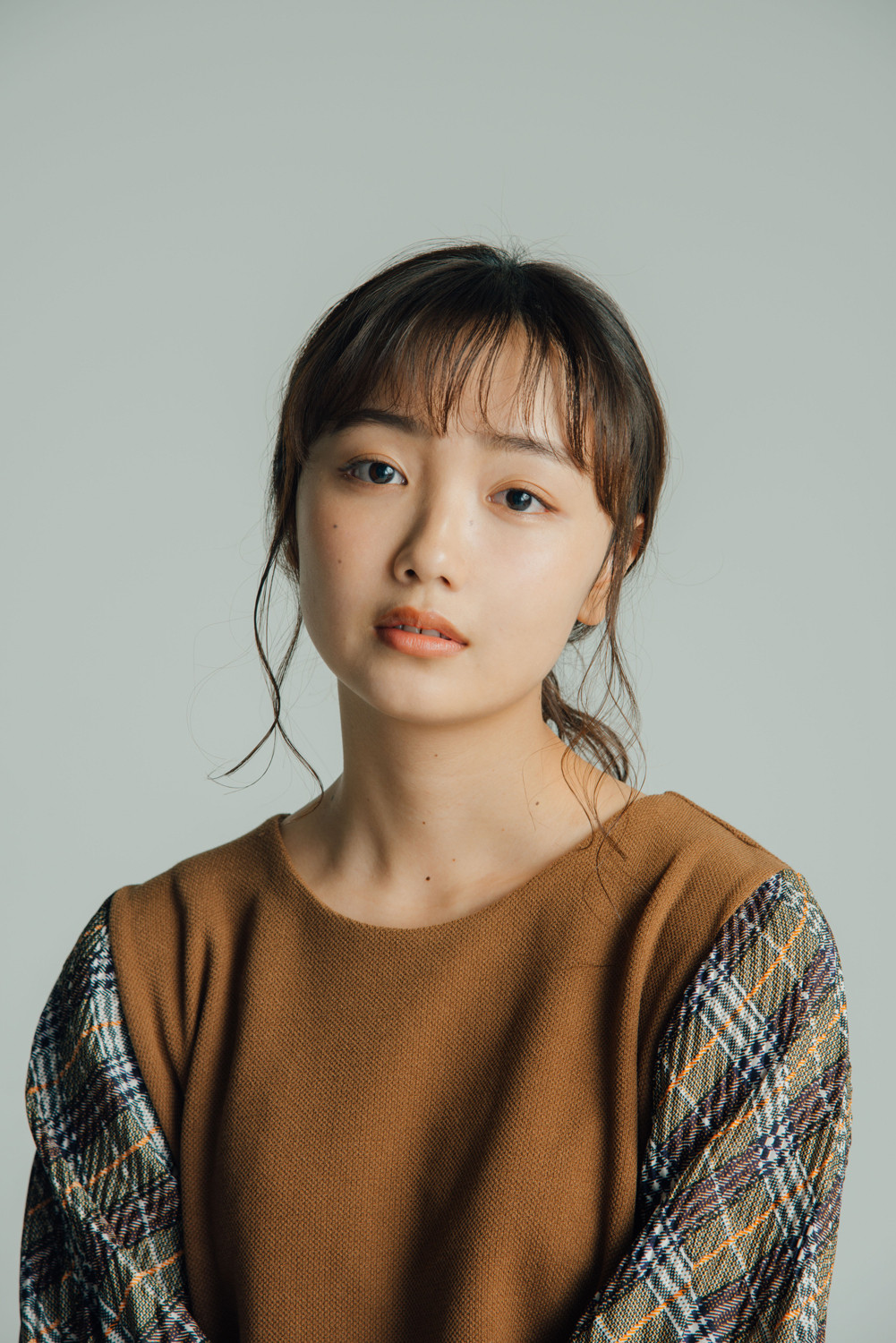 Miyuu Teshima backdrop