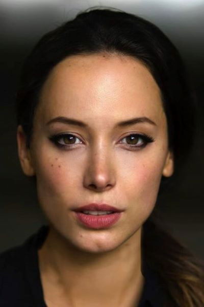 Susanna Dekker backdrop