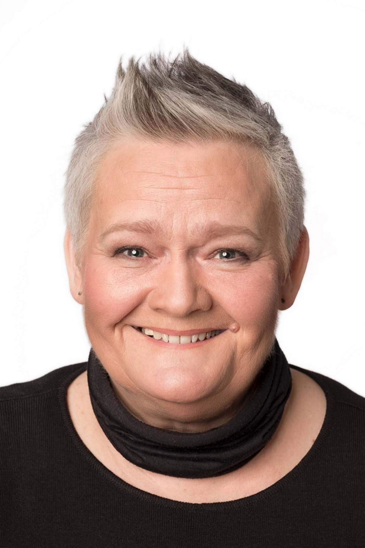 Alicja Bach backdrop