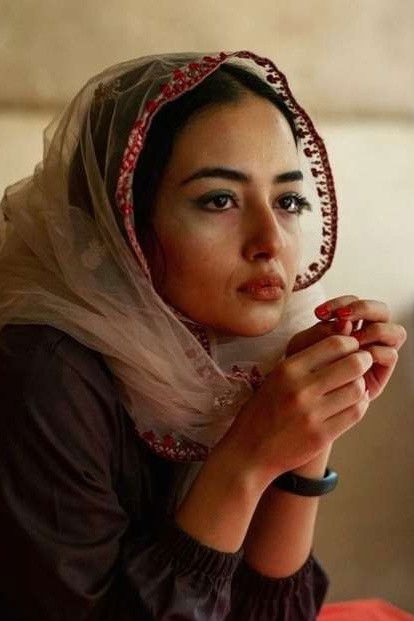 Fereshte Marashi backdrop