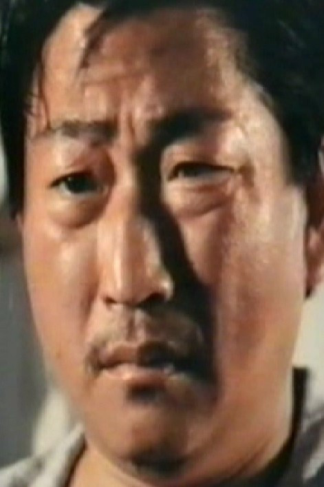 Gwan Jing-Leung backdrop