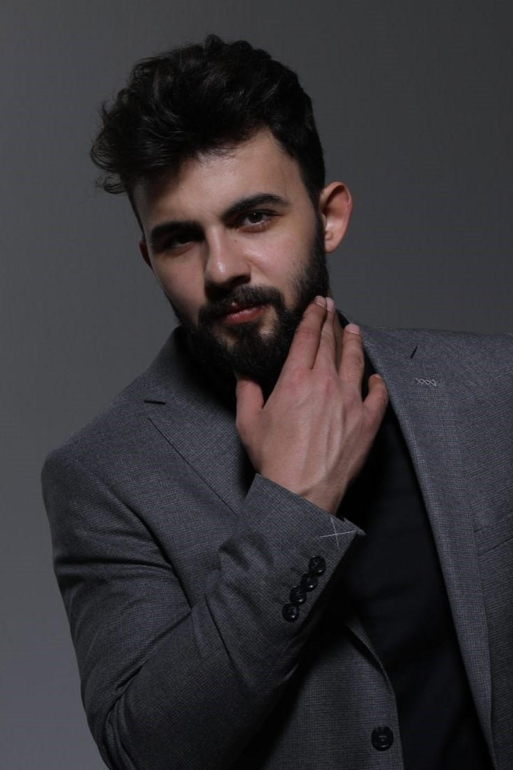 Mehmet Bastürk backdrop