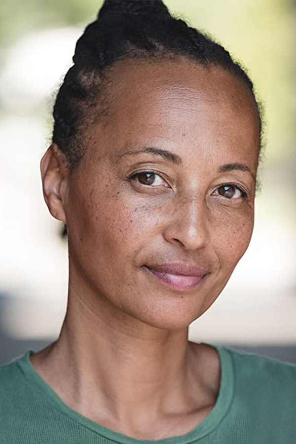 Corinne Delacour backdrop