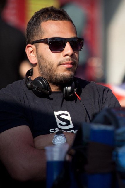 Saman Shahamat backdrop