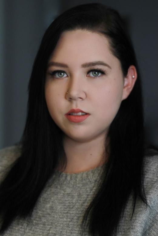 Jasmine Sean backdrop