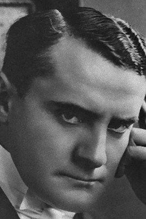 Leo Peukert backdrop