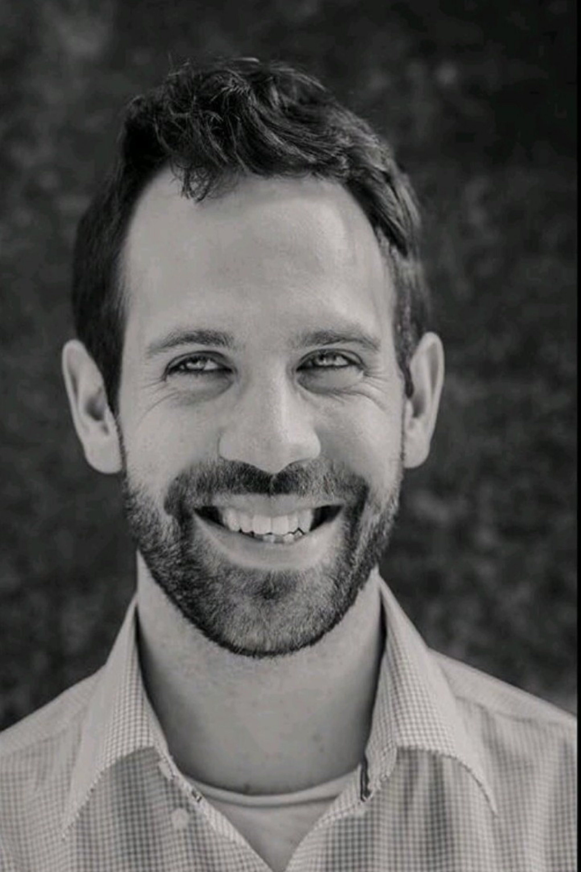 Bryden Elliott DiGennaro backdrop