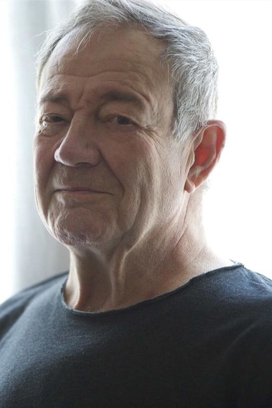 Benoit Allemane: Benua Allemanë backdrop