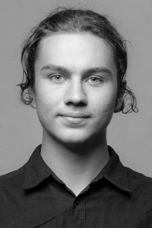 Aksel Ojarit backdrop