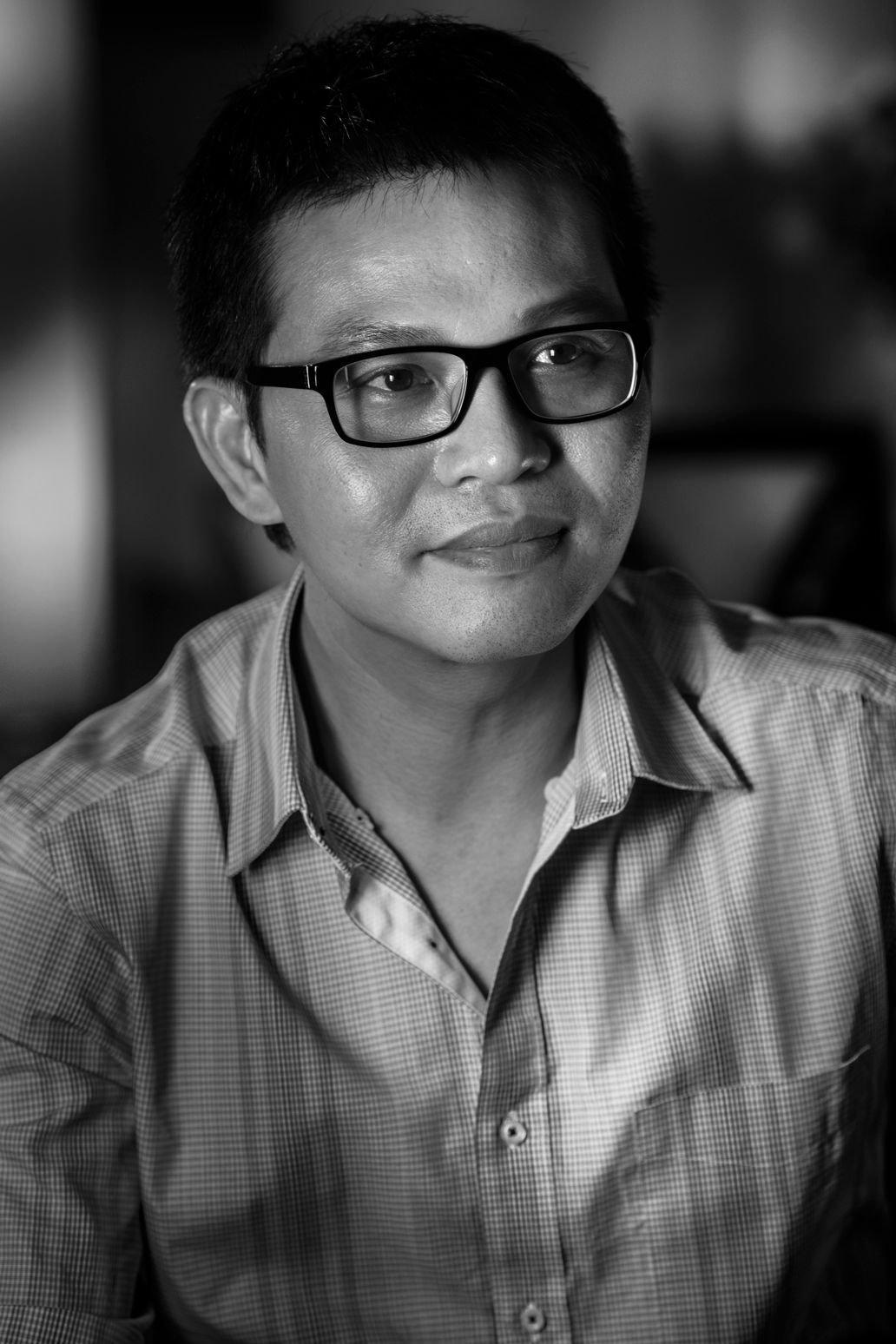 Trung Hiếu backdrop